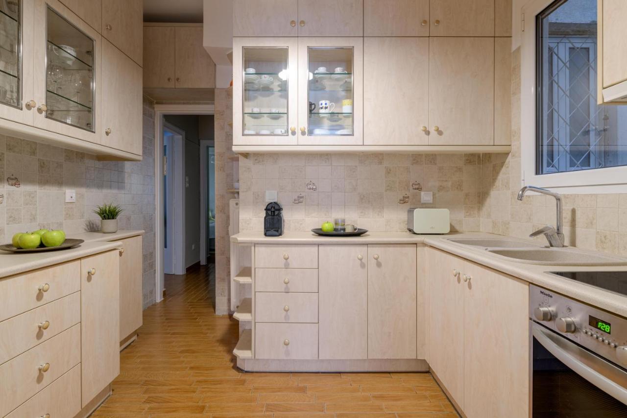 Aura Homes, Classic Apartment In Central เอเธนส์ ภายนอก รูปภาพ
