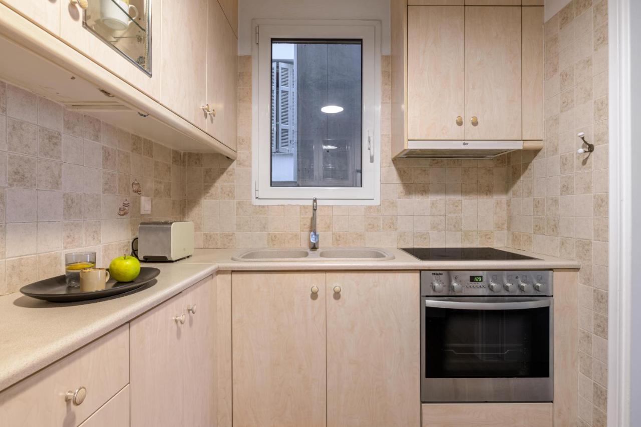 Aura Homes, Classic Apartment In Central เอเธนส์ ภายนอก รูปภาพ